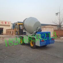 福建福清山東自上料混凝土攪拌車(chē) 各種型號(hào)自上料攪拌車(chē)